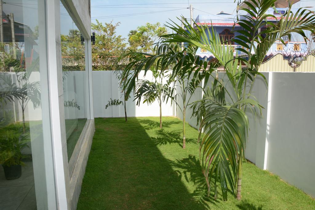 Hotel Tobiko ตรินโคมาลี ภายนอก รูปภาพ