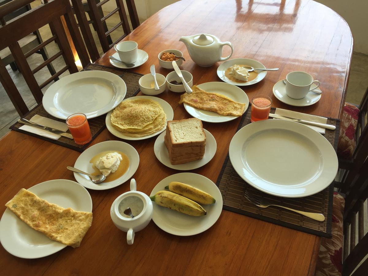 Hotel Tobiko ตรินโคมาลี ภายนอก รูปภาพ